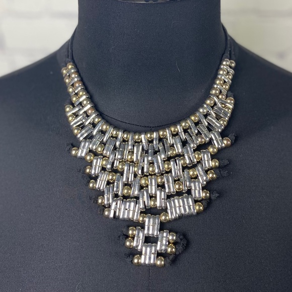 Vintage triangular gold/silver necklace - Picture 2 of 5